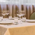 ベッド・アンド・ブレックファスト Kompleks Restauracyjno-noclegowy Rubikon ルブリン