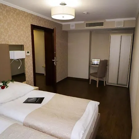 Kompleks Restauracyjno-noclegowy Rubikon Bed and Breakfast 3*